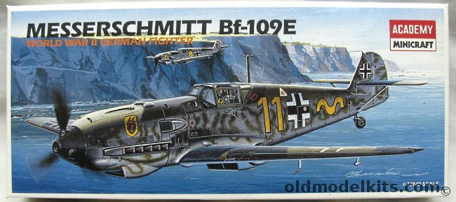 Academy 1/72 Messerschmitt Bf-109 E3/4 - 9/JG 54 Operated Over the English Channel Summer 1940, 2133 plastic model kit